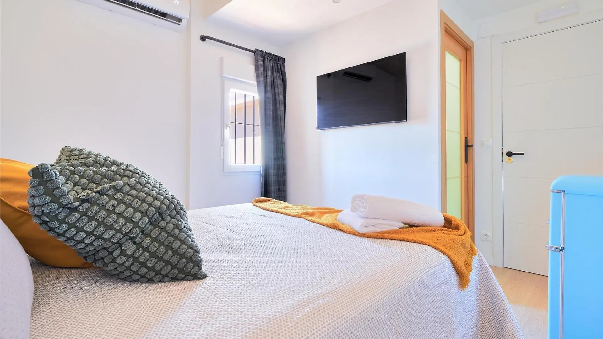 Rg Duque De Aveiro Otel Málaga Konukevi