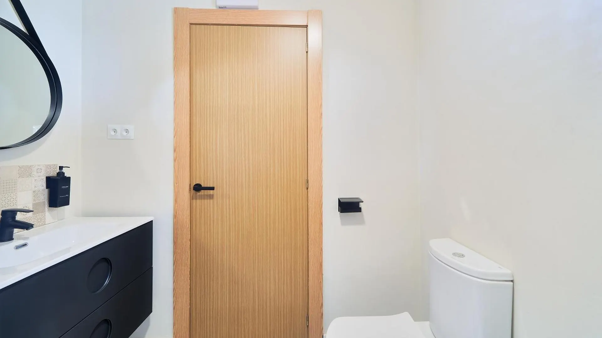 Hotel Rg Duque De Aveiro Màlaga 0*,