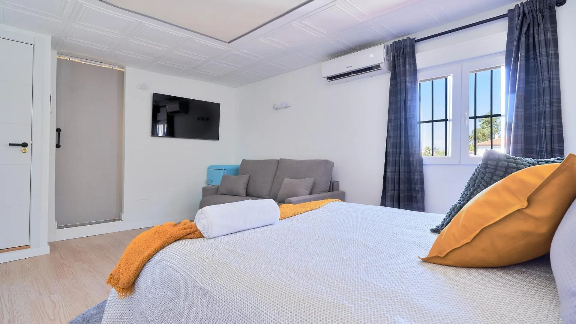 Penzion Hotel Rg Duque De Aveiro Màlaga